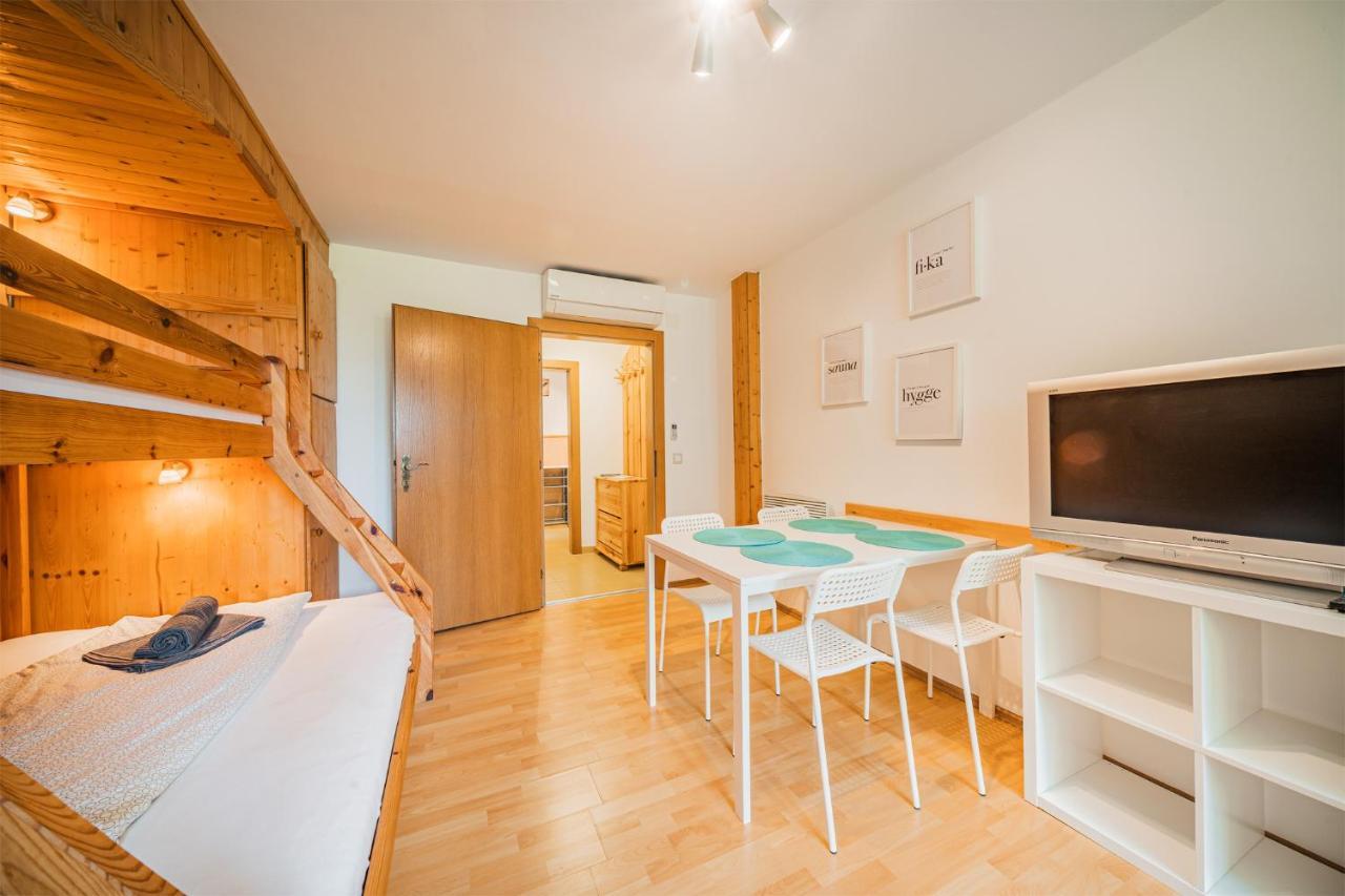 Panorama-Apartments In Unmittelbarer See-Nahe Schiefling am Wörthersee Esterno foto
